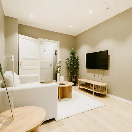 The - N°2 Apartment